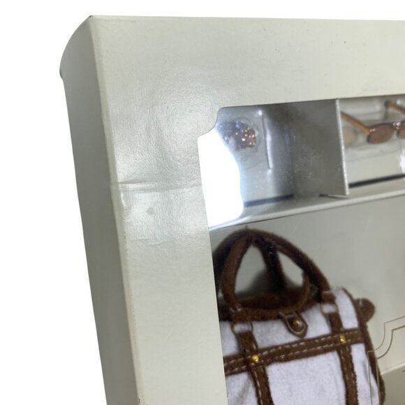 2004 Mattel Barbie Fashion Model Collection NEW YORK YORKIE G8076 NIB - Picture 9 of 9